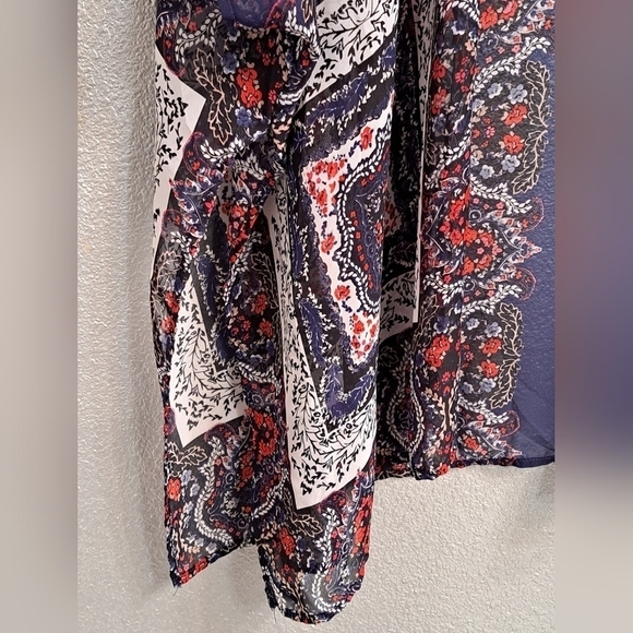 Maurice's Multi Patterned Flowy Kimono   Size 2/3 - Picture 2 of 5